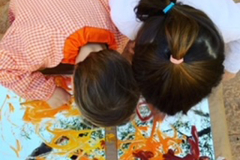 Pintando en la Escuela Infantil Mar de Soles